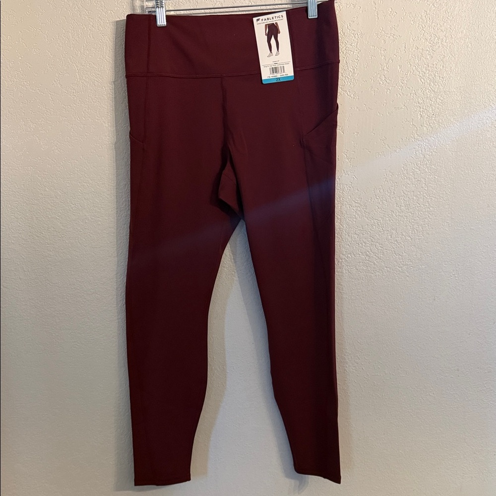 Fabletics Oasis PureLuxe High Waisted Leggings 27” Pocket 2X NWT: Dark Red